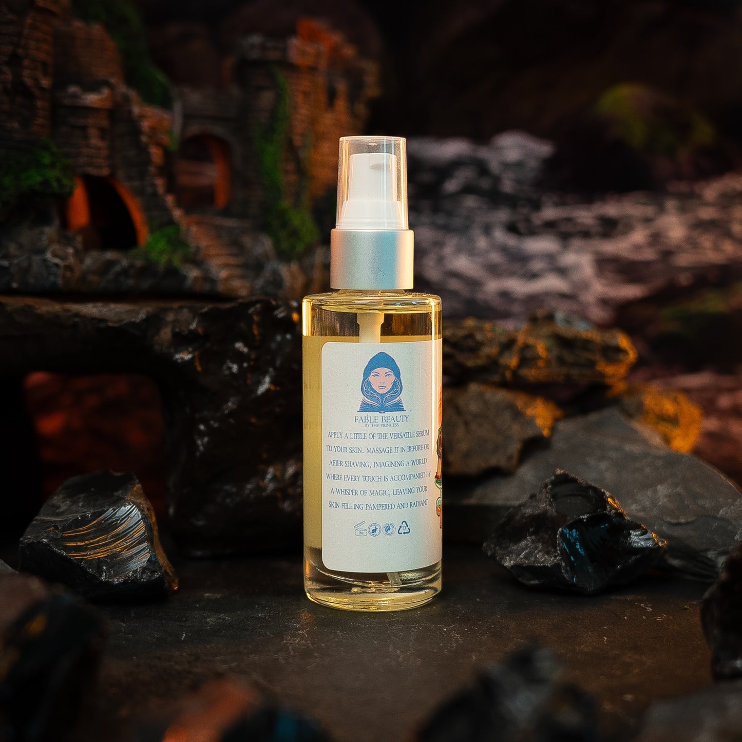 The Heroine - Shave Oil Serum - Golden Vanilla Peach, Smoky Leather, Cashmere Musk