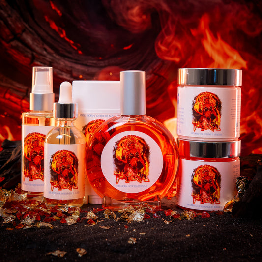 Pyra - Beauty Box - Smooth Palo Santo, Invigorating Mandarin, Coconut Shavings