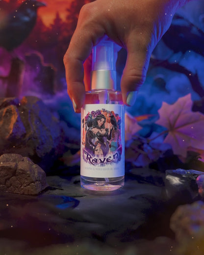 Raven - Shave Oil Serum - Fresh Gingerbread, Bourbon Soaked Vanilla, Sugary Icing