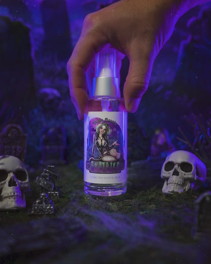 Beatrice - Shave Oil Serum - Green Apple Cider, Roasted Pumpkin, Smashed Berries