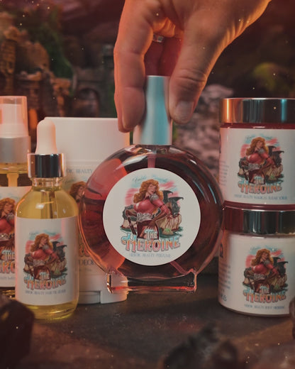 The Heroine - Beauty Box - Golden Vanilla Peach, Smoky Leather, Cashmere Musk